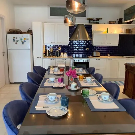 Amfitriti -mykonos Guests 6