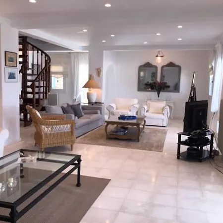 Villa Amfitriti -mykonos Guests 6 Agios Ioannis Diakoftis